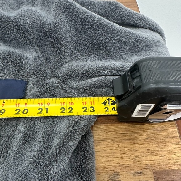 LL Bean Medium Gray Blue Sherpa Popover 1/2 Button Outerwear Fleece Fuzzy - Picture 10 of 13